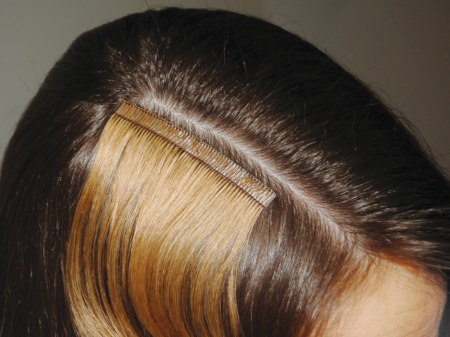 Tape hair extensions - stap 4
