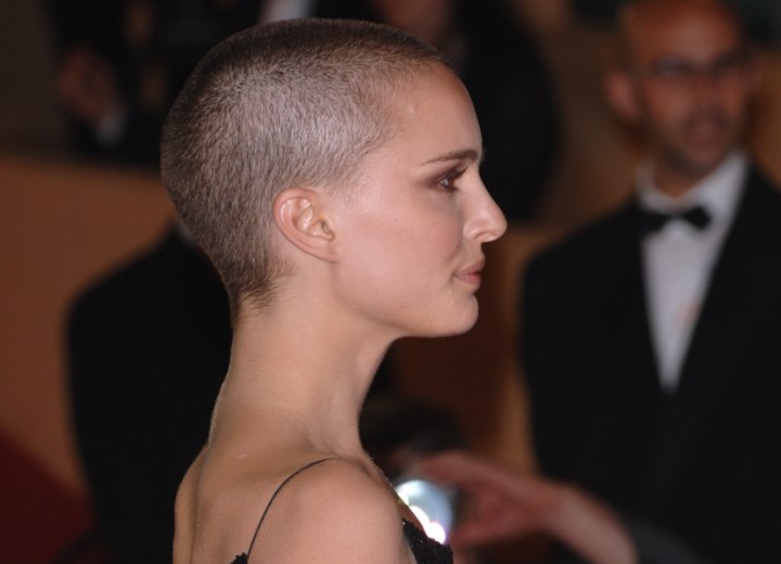 Natalie Portman met superkort haar