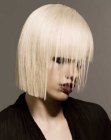 steile blonde bob