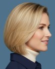 Blonde bob tot halverwege de nek