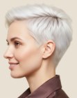 Zeer kort kapsel voor blond haar
