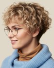 Korte bob met krullen
