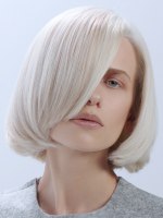 kinlange blonde bob