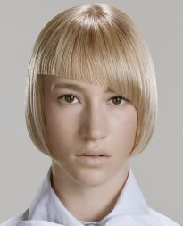 kapsel met haarverlenging