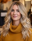 Los golvend blond haar