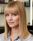 Steil blond haar