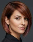 Bob voor roodbruin haar met paarse highlights