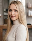 Goudblond haar tot voorbij de taille