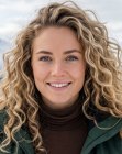 Lang blond haar met krullen