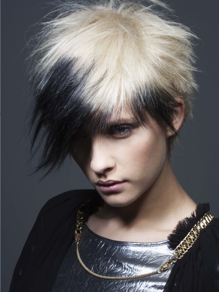 Punk look met kort geknipt haar