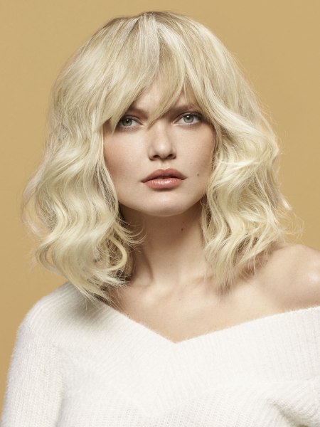 Blonde bob met laagjes