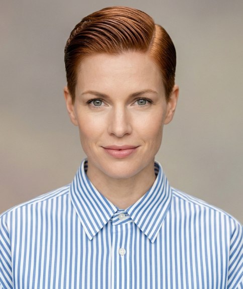 Zeer kort, glanzend haar voor vrouwen