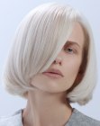 kinlange blonde bob